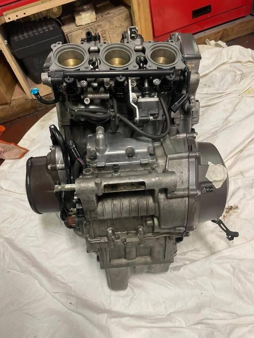 Motore Triumph Daytona 675 (3)