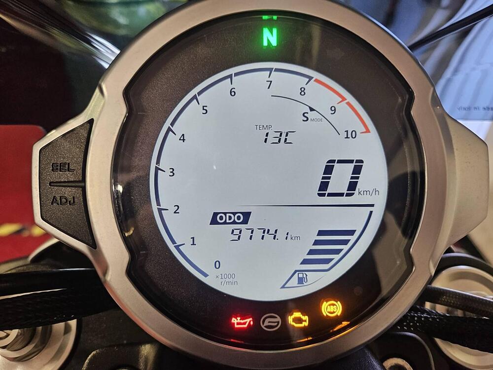 CFMOTO 700CL-X Heritage (2021 - 26) (3)