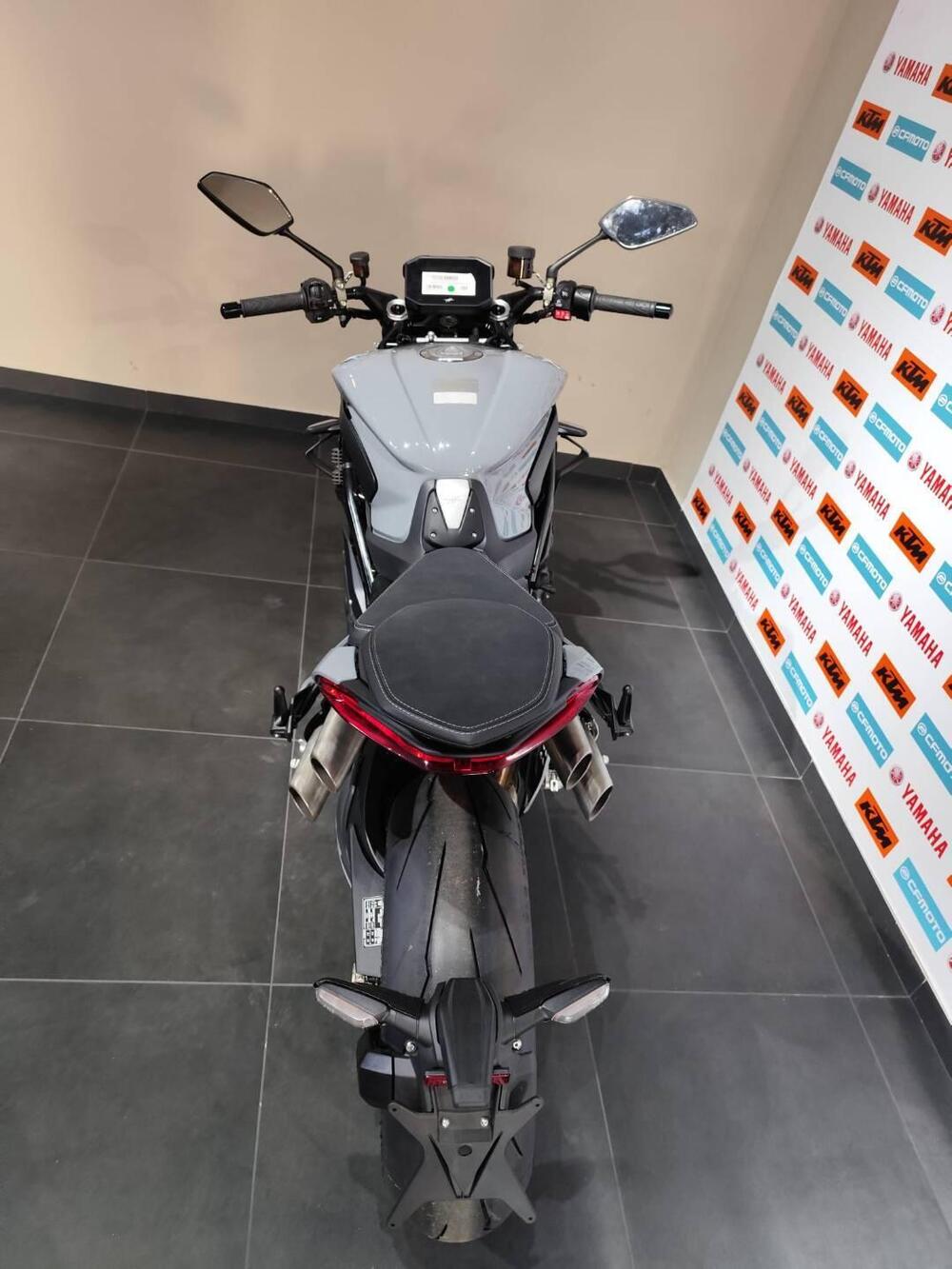 MV Agusta Brutale 1000 RS (2022 - 26) (4)