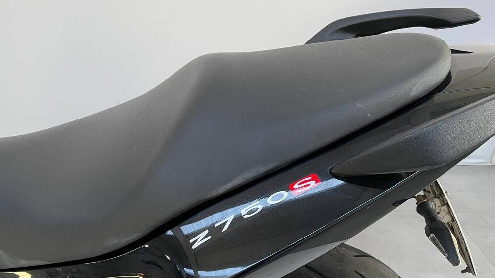 Kawasaki Z 750 S (10)