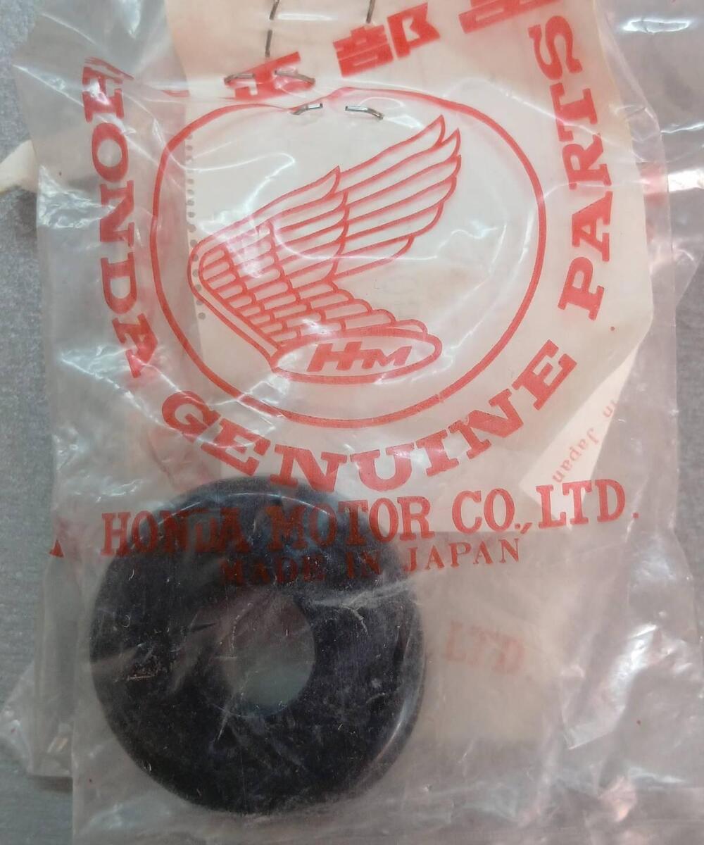 52144GE2005 Parapolvere Forcellone NSR 125 Honda