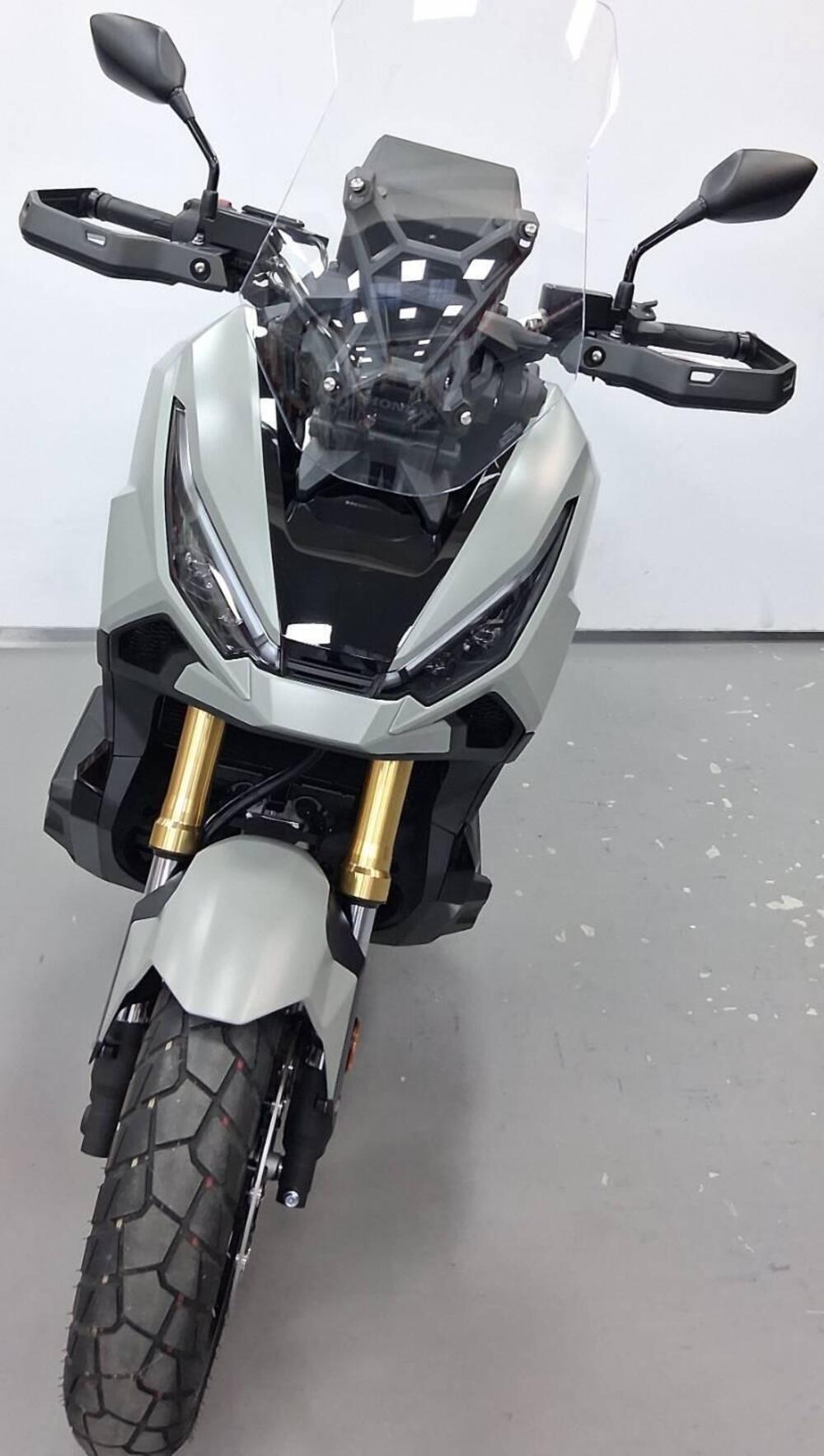 Honda X-ADV 750 (2025 - 26) (2)