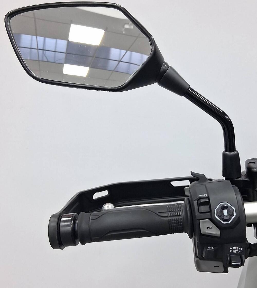 Honda X-ADV 750 (2025 - 26) (5)