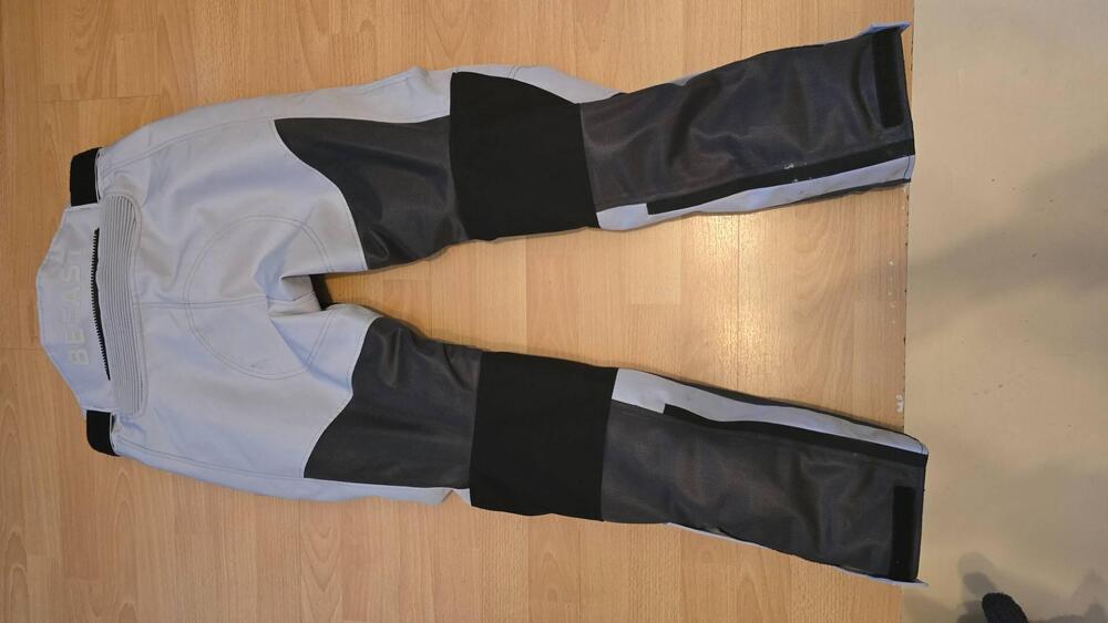 Pantaloni taglia S Befast
