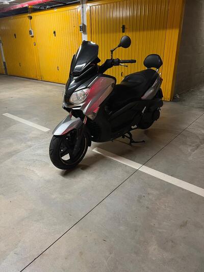 Yamaha X-Max 250 (2010 - 13) usata