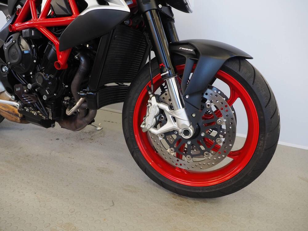 MV Agusta Brutale 800 EAS ABS (2016 - 19) (4)