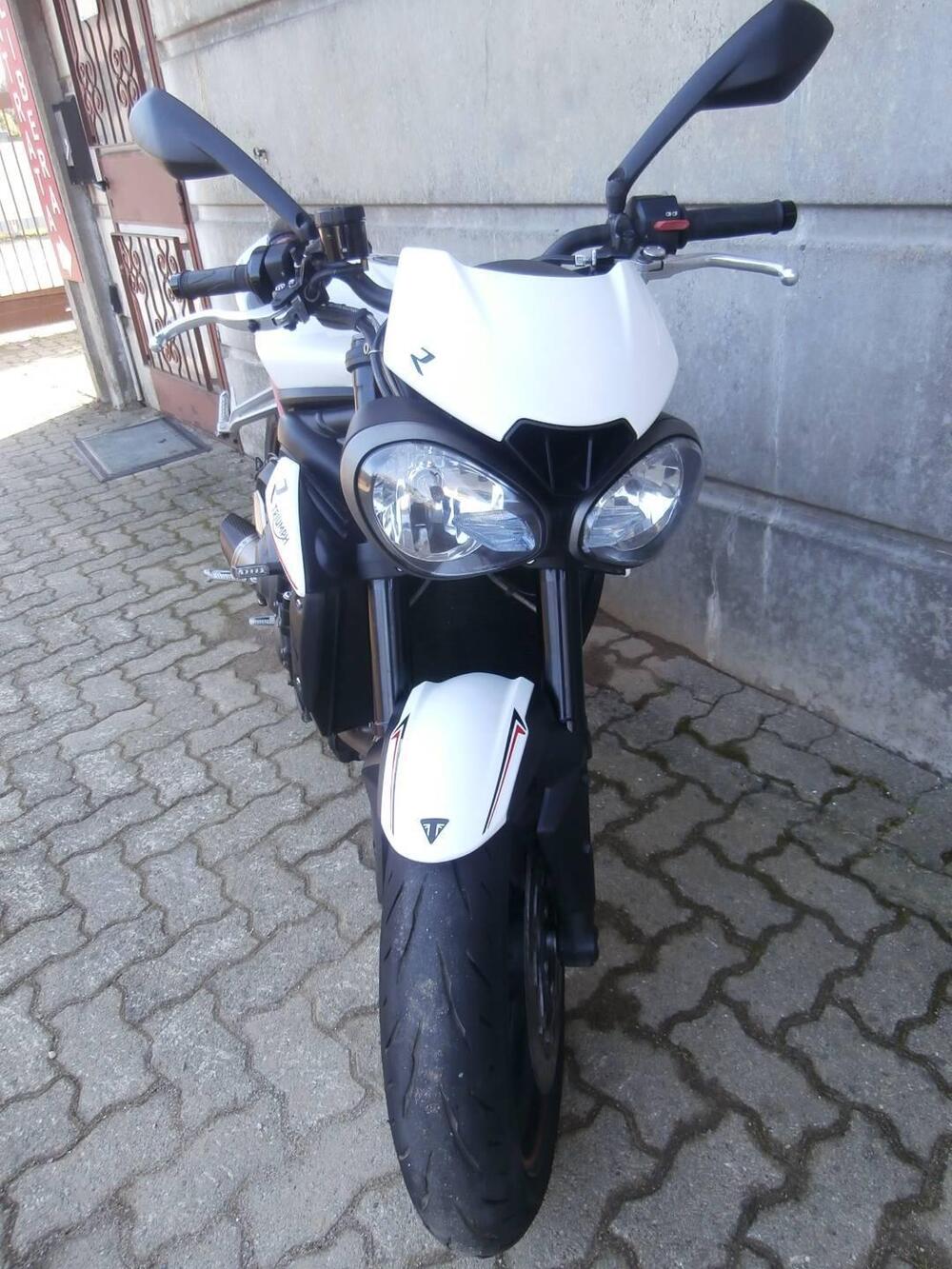 Triumph Street Triple R (2017 - 20) (8)