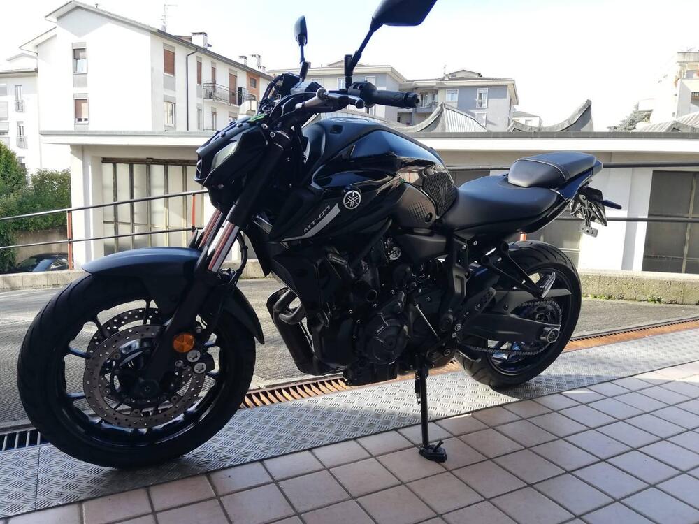 Yamaha MT-07 Pure (2023 - 25) (8)
