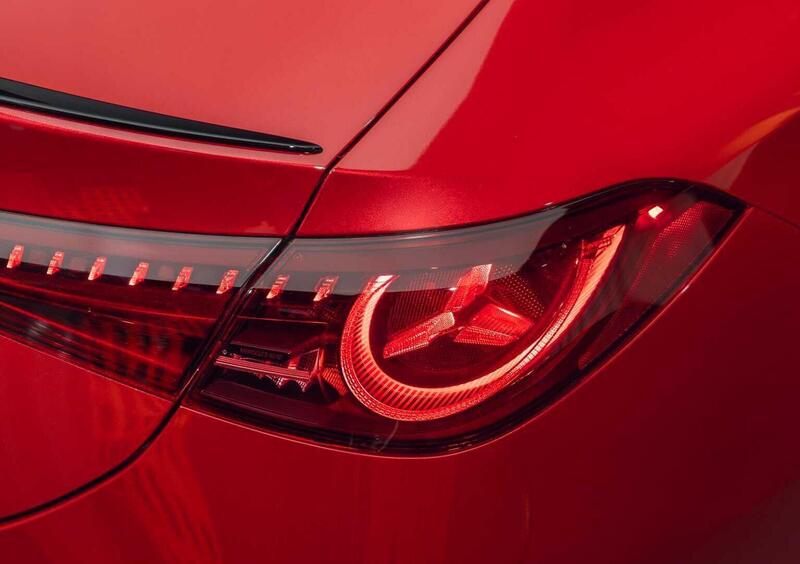 Mercedes-Benz CLA (2025-->>) (17)