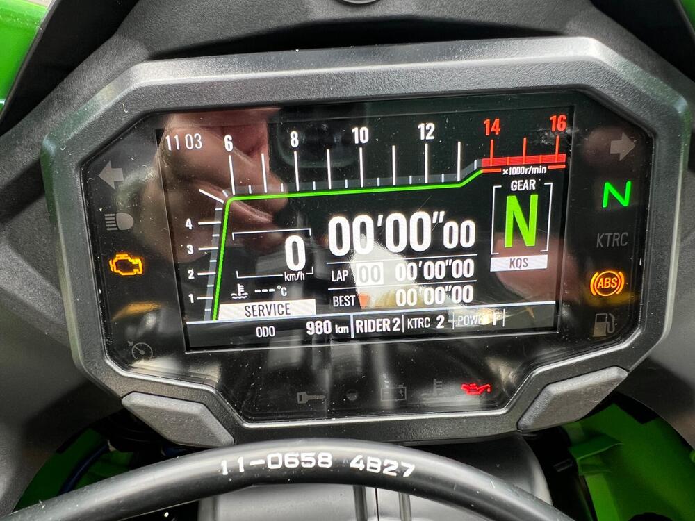 Kawasaki Ninja 1000 ZX-10R 40th Anniversary Edition (2024) (5)