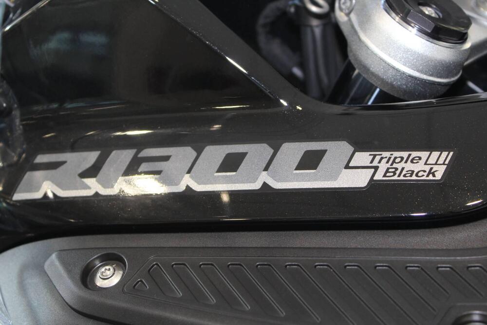 Bmw R 1300 GS Adventure Triple Black (2025 - 26) (7)