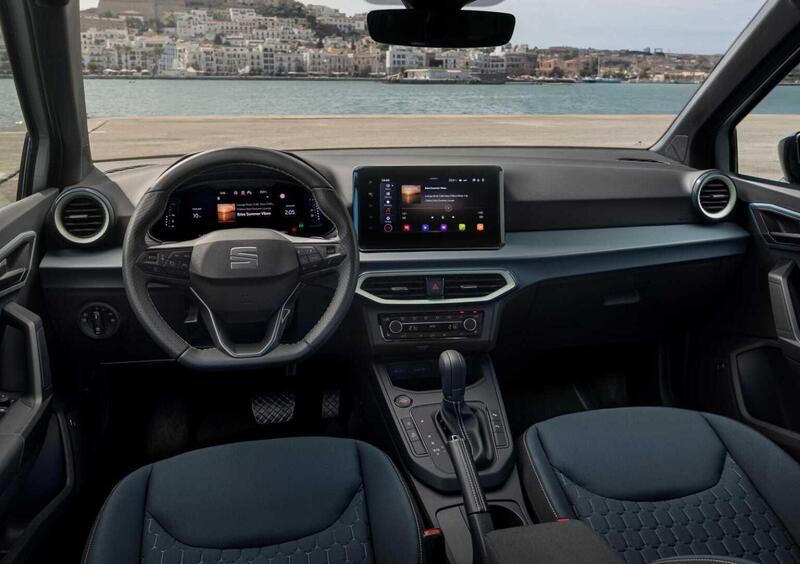 SEAT Arona (9)