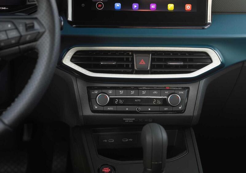 SEAT Arona (13)