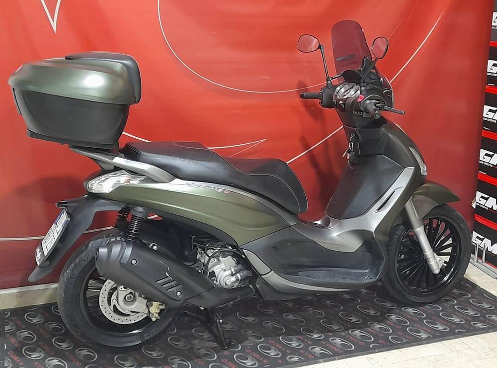 Piaggio Beverly 300 S i.e. ABS-ASR (2016 - 20) (9)