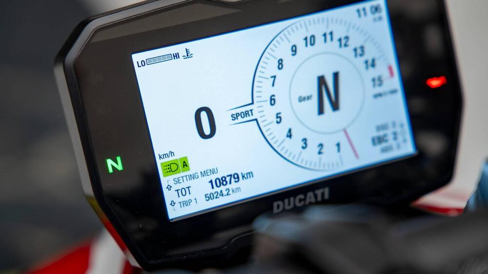 Ducati Streetfighter V4 1100 S (2020) (20)