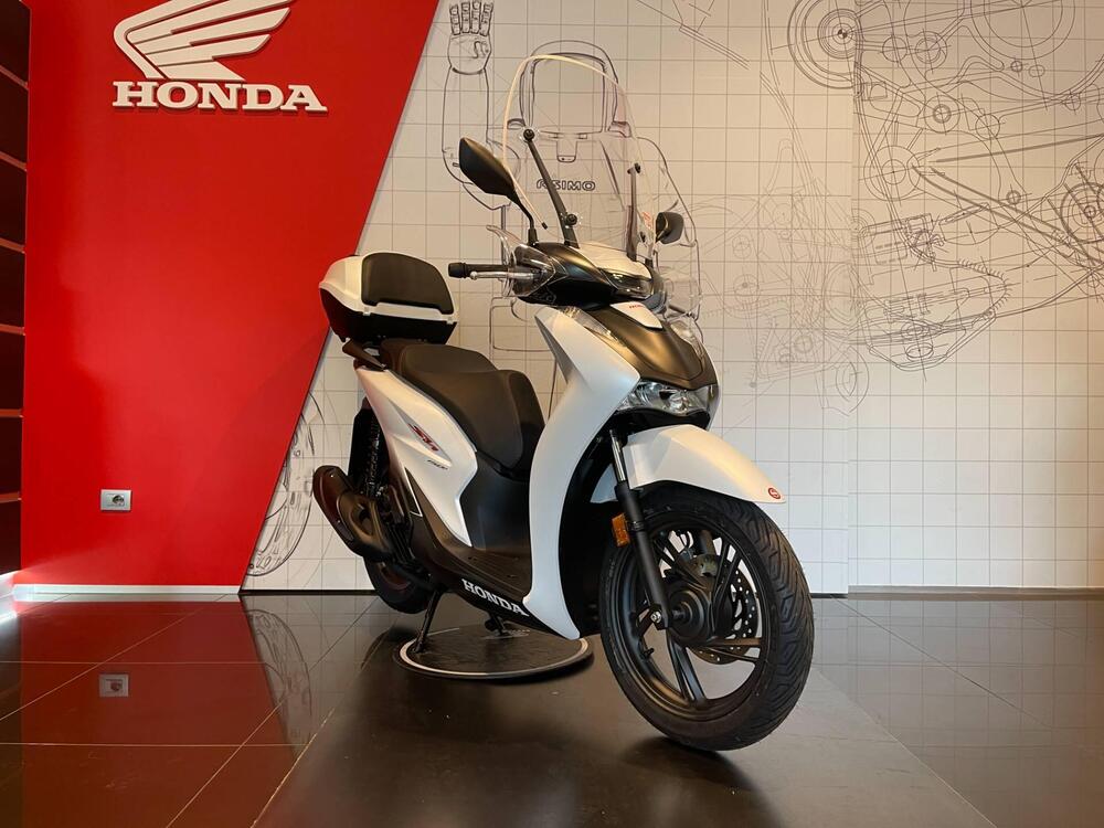 Honda SH 125i Sport (2024 - 25) (2)
