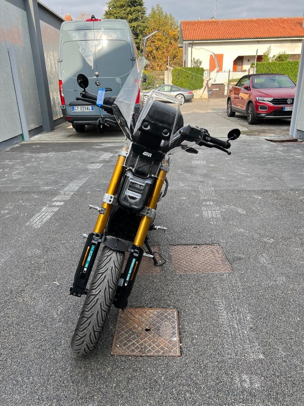 Bmw CE 02 (2024 - 26) (3)