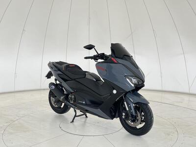 Yamaha T-Max 560 Tech Max (2020) usata