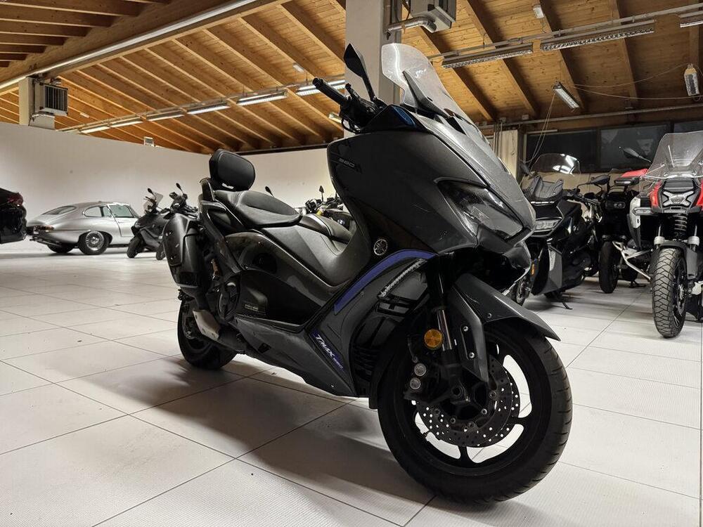 Yamaha T-Max 560 (2020 - 21) (6)