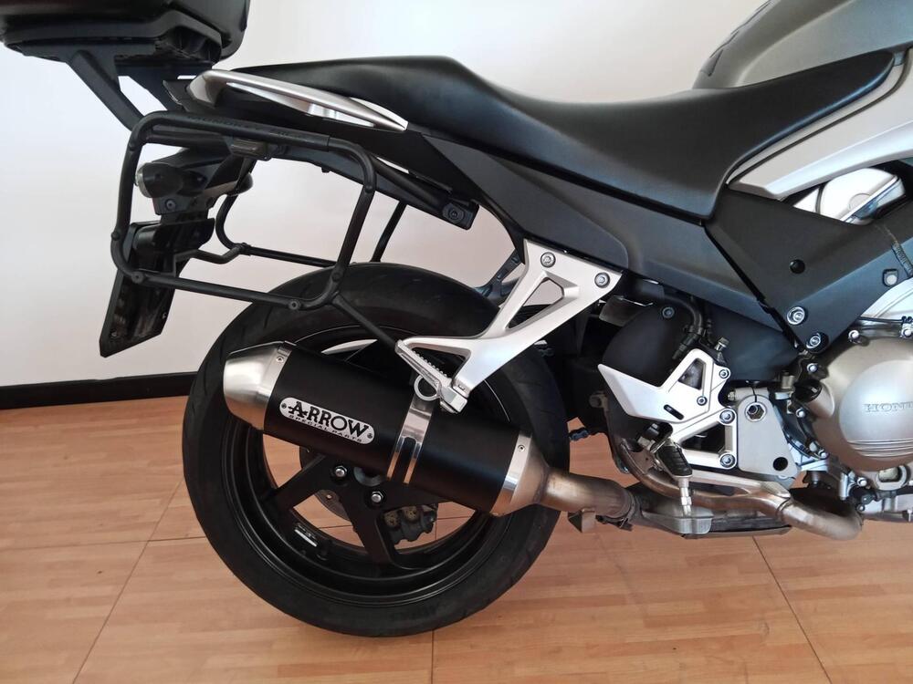 Honda Crossrunner ABS (2010 - 14) (2)