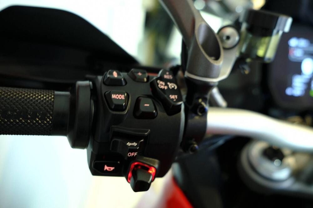 Ducati Multistrada V4 S (2021 - 24) (9)