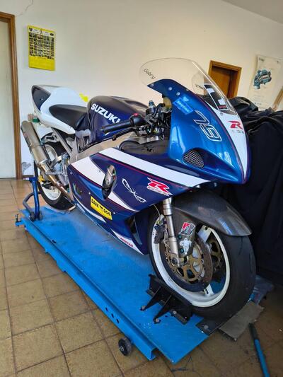 Suzuki GSX R 750 (1999 - 03) usata