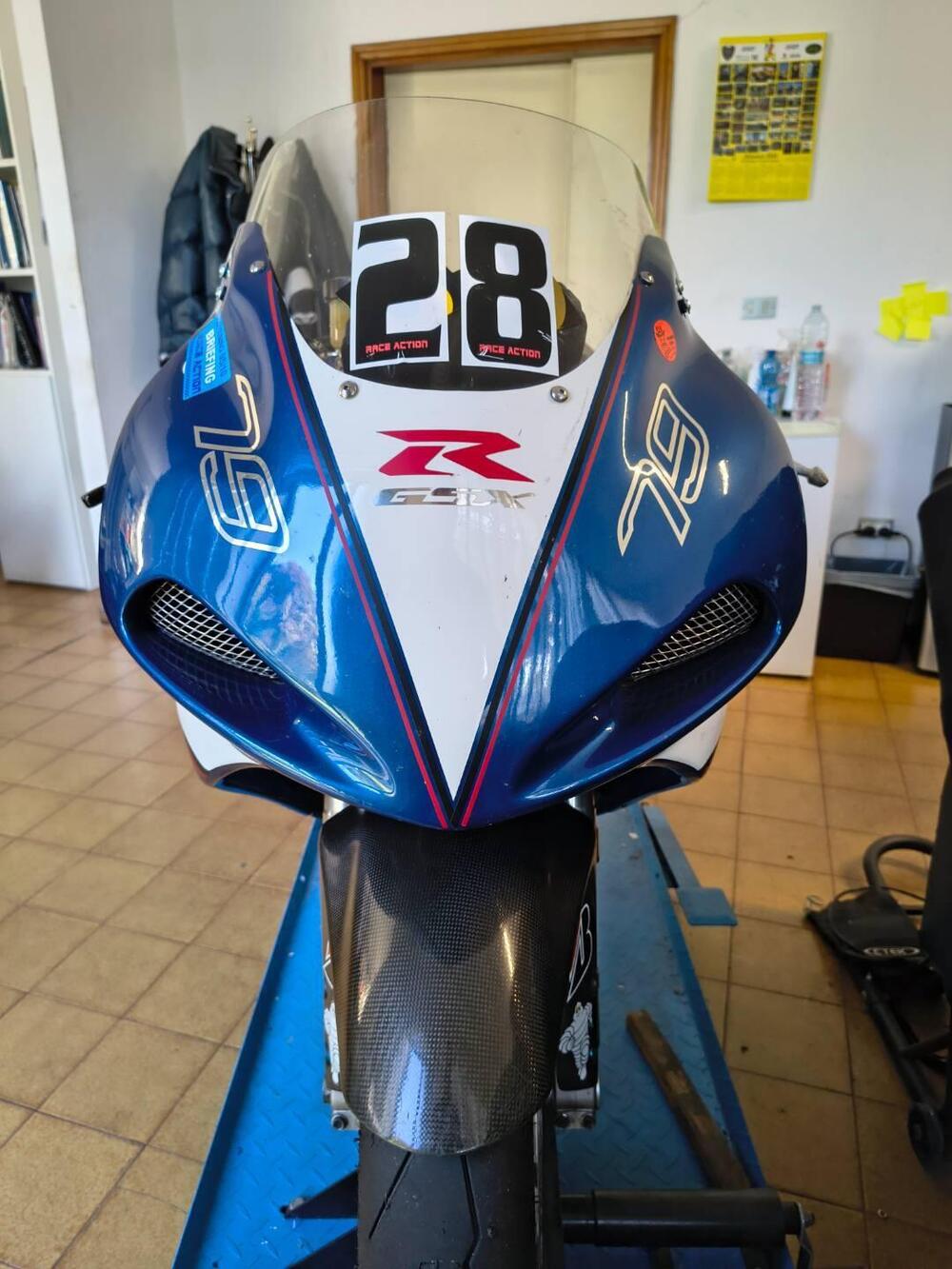 Suzuki GSX R 750 (1999 - 03) (6)