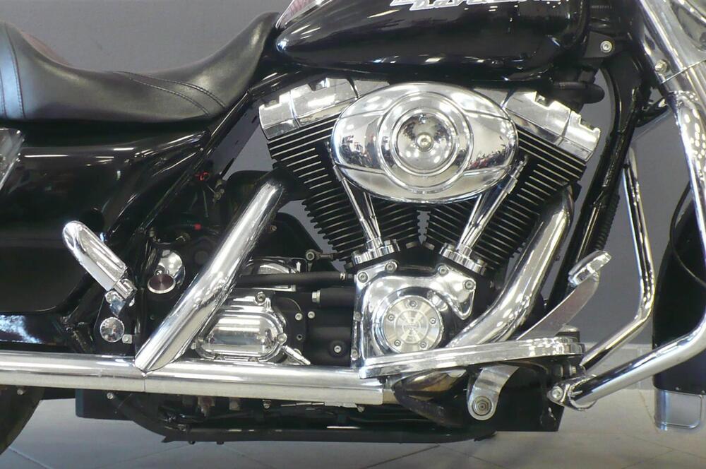 Harley-Davidson 1450 Road King Custom (2002 - 04) - FLHRSI (7)