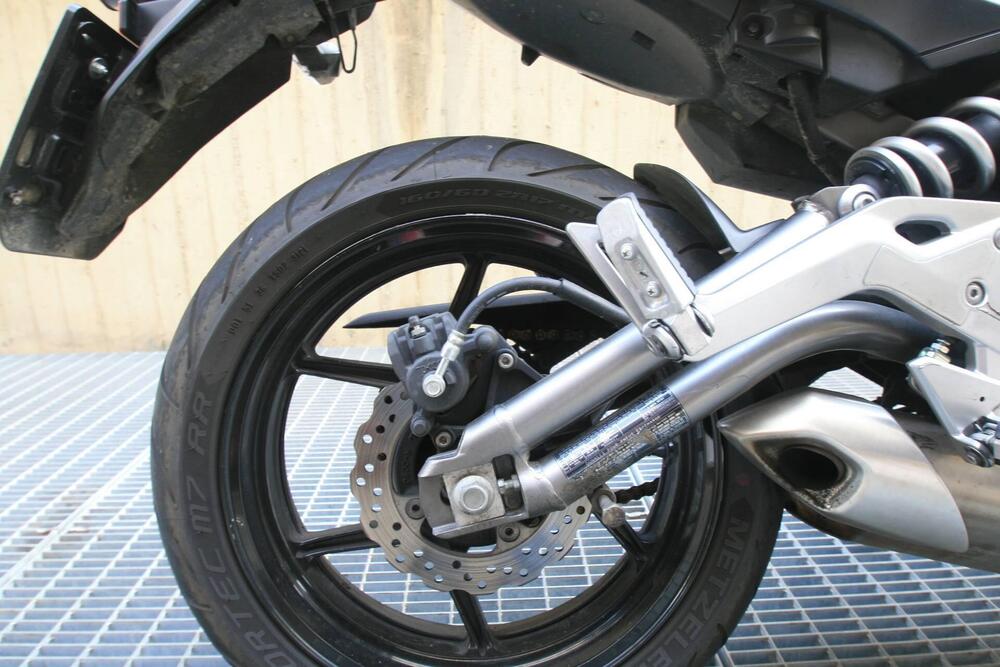 Kawasaki ER-6N (2012 - 13) (6)