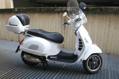 Vespa GTS 300 Super (2008 - 16) usata