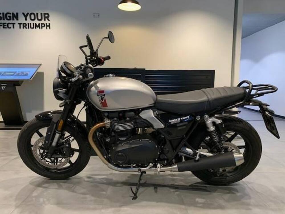 Triumph Speed Twin 900 (2023 - 24) (2)