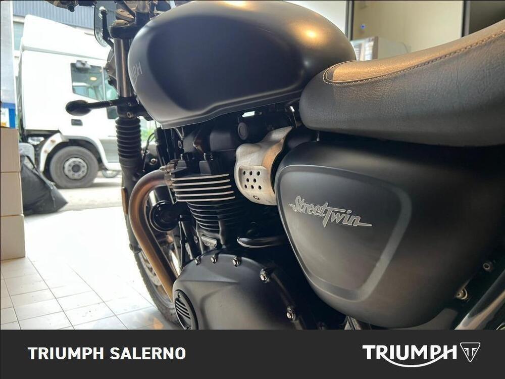 Triumph Street Twin 900 (2017 - 18) (4)
