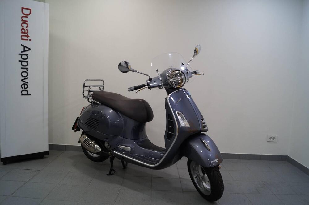 Vespa GTS 300 Touring Hpe (2021 - 22)