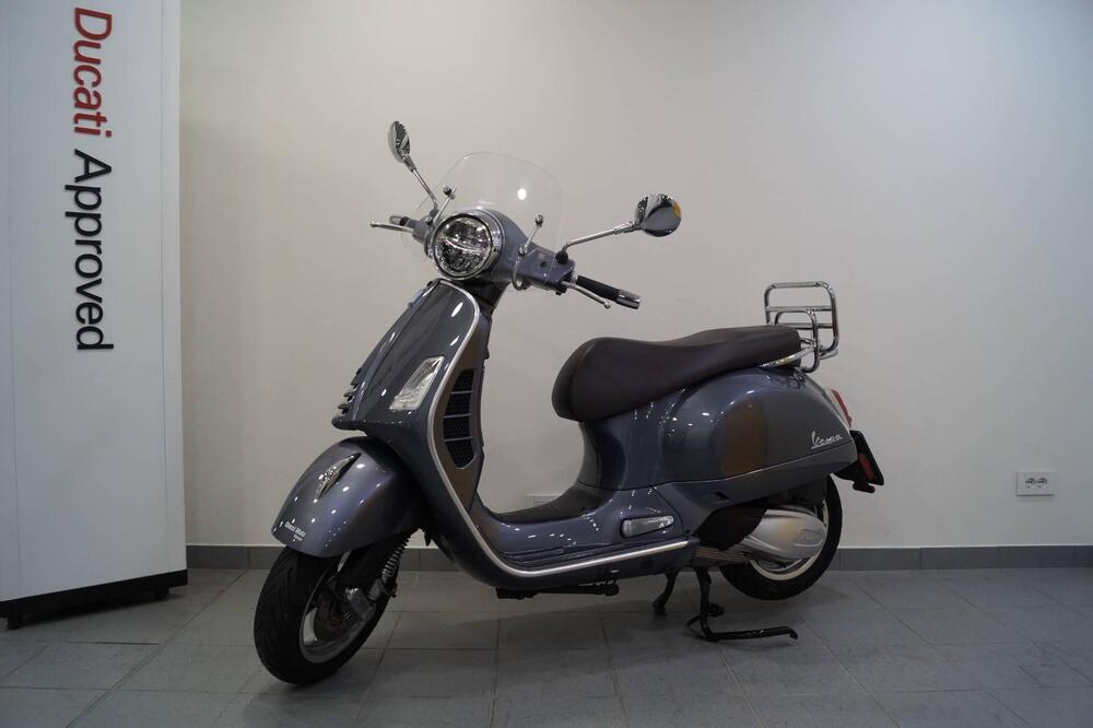 Vespa GTS 300 Touring Hpe (2021 - 22) (2)