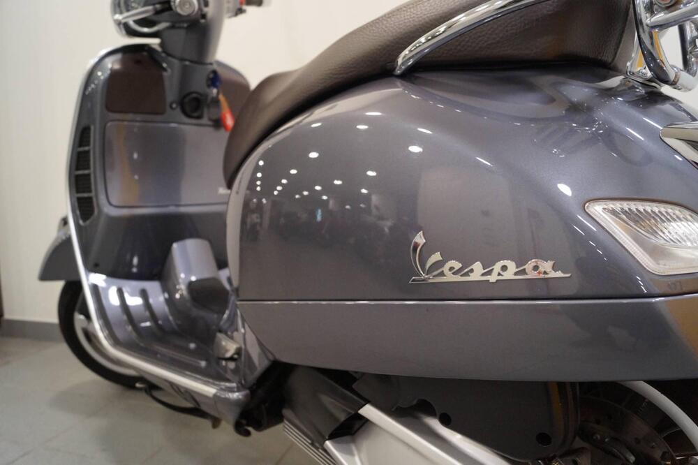 Vespa GTS 300 Touring Hpe (2021 - 22) (11)