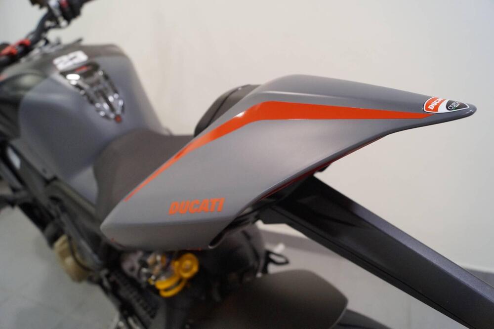 Ducati Streetfighter V4 S (2023 - 24) (7)