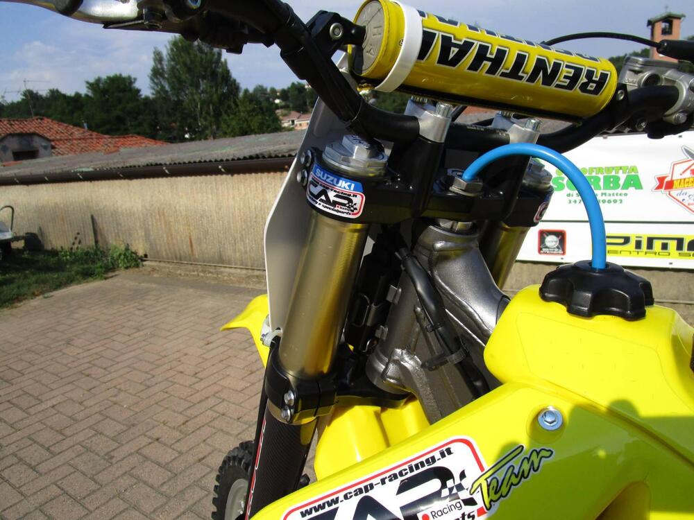 Suzuki RM 125 (2002 - 03) (3)