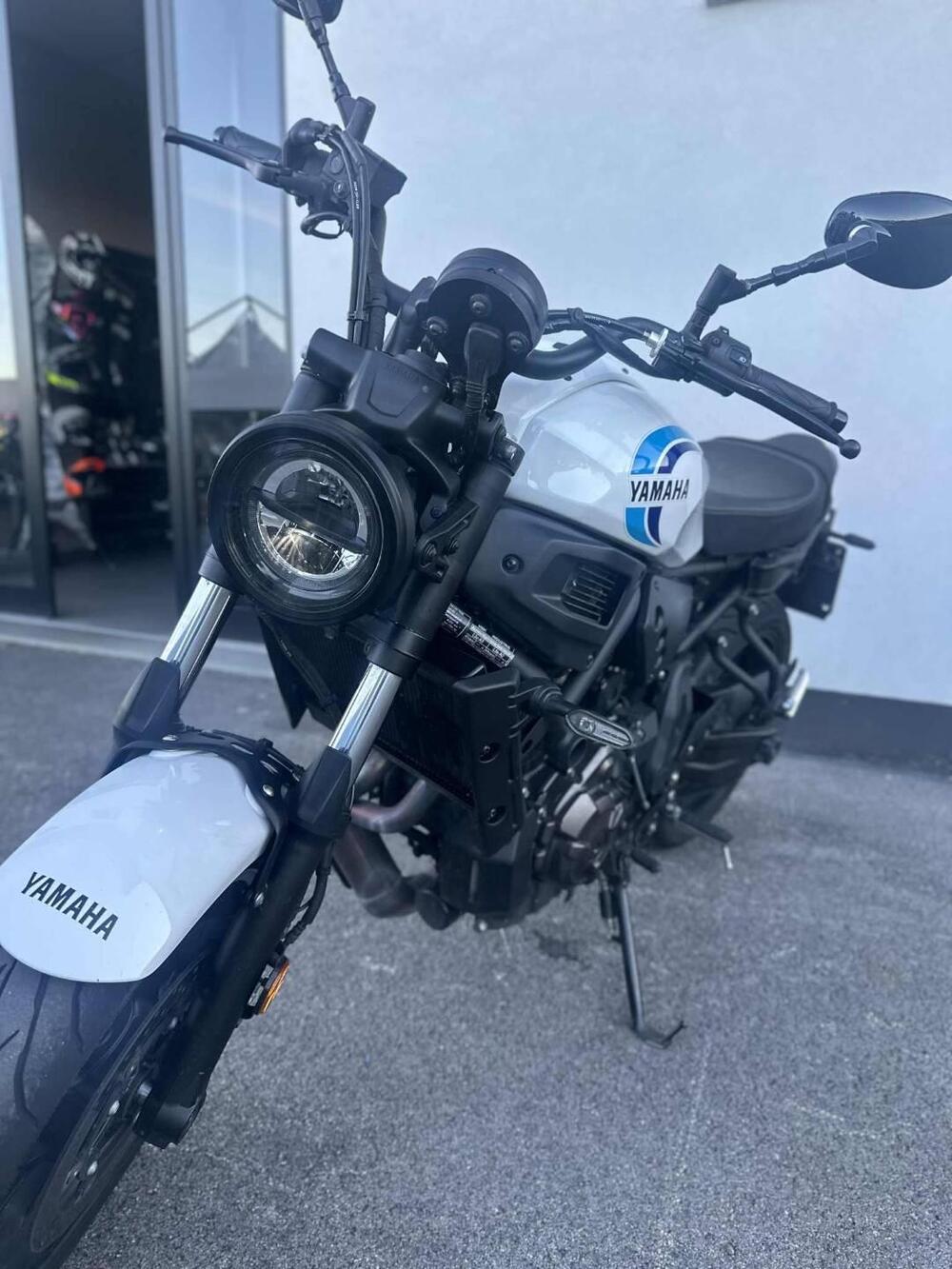Yamaha XSR 700 (2022 - 26) (2)