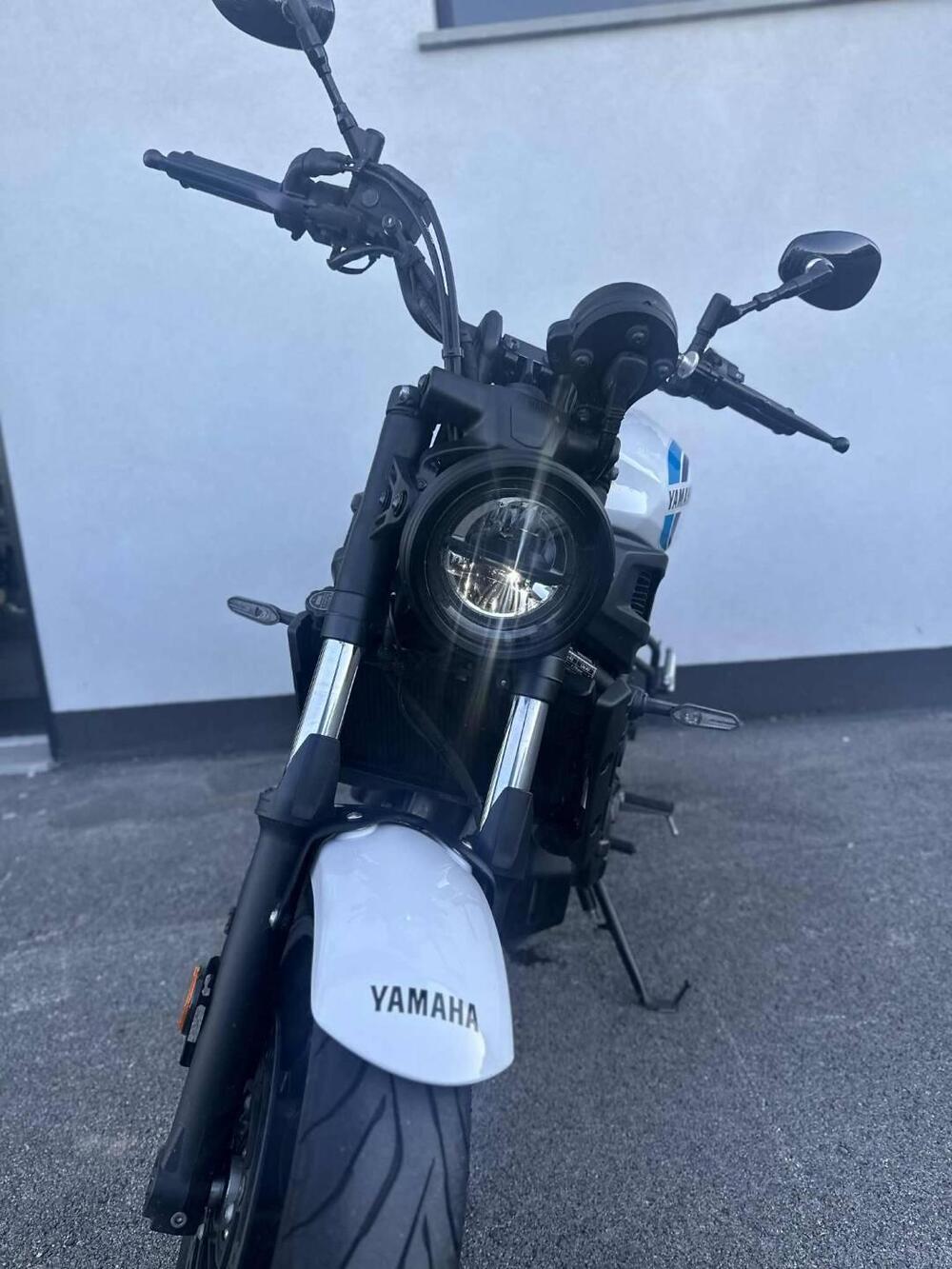 Yamaha XSR 700 (2022 - 26) (9)