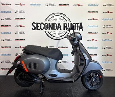 Vespa GTS 300 Super Sport (2023 - 24) usata