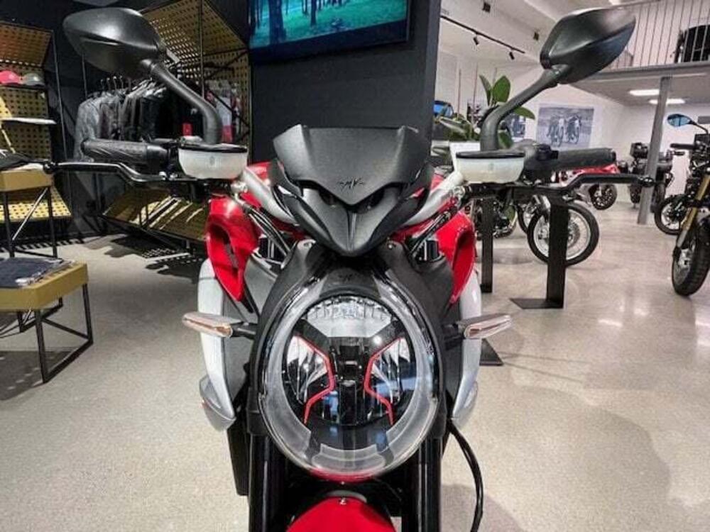 MV Agusta Brutale 800 RR Ottantesimo (2025) (5)