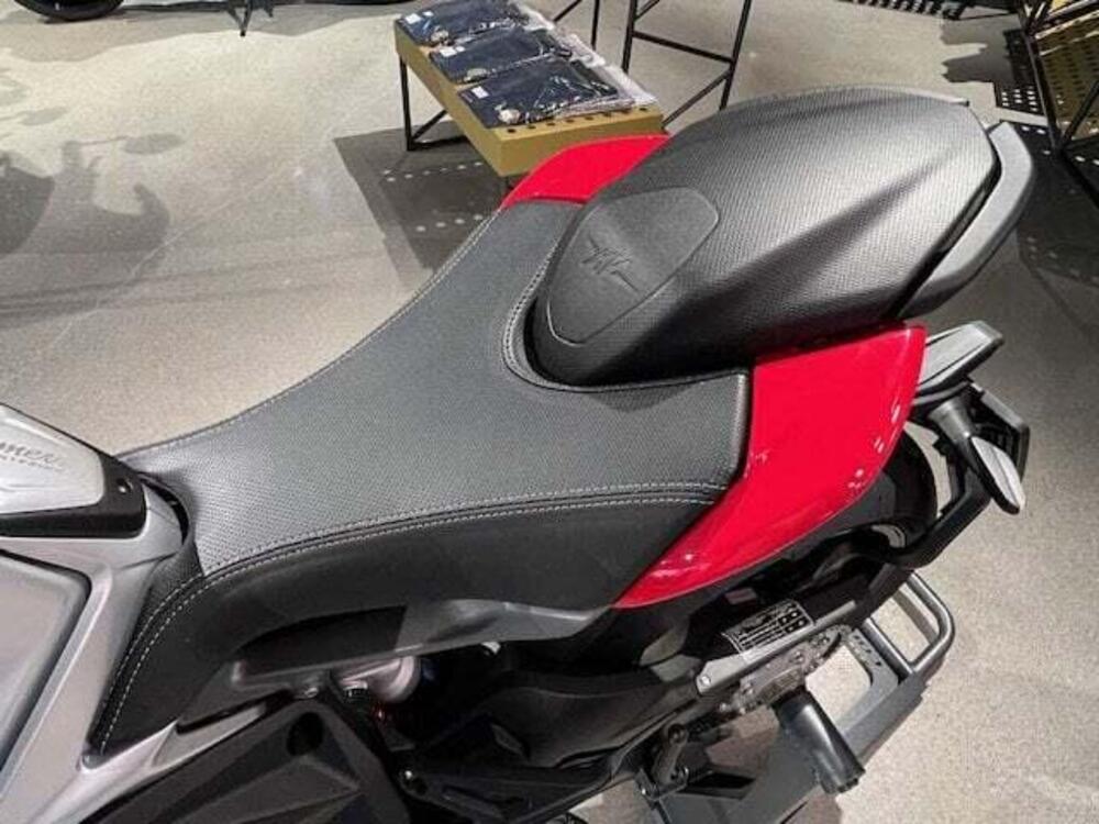 MV Agusta Brutale 800 RR Ottantesimo (2025) (8)