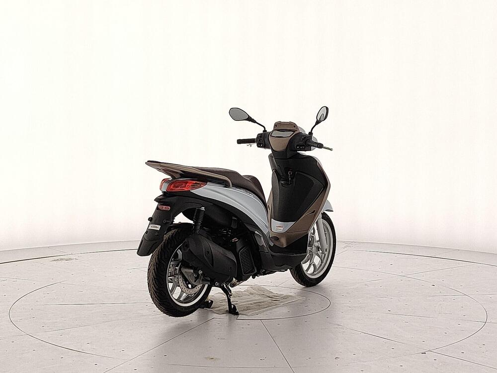 Piaggio 1 Active (2022 - 26) (4)