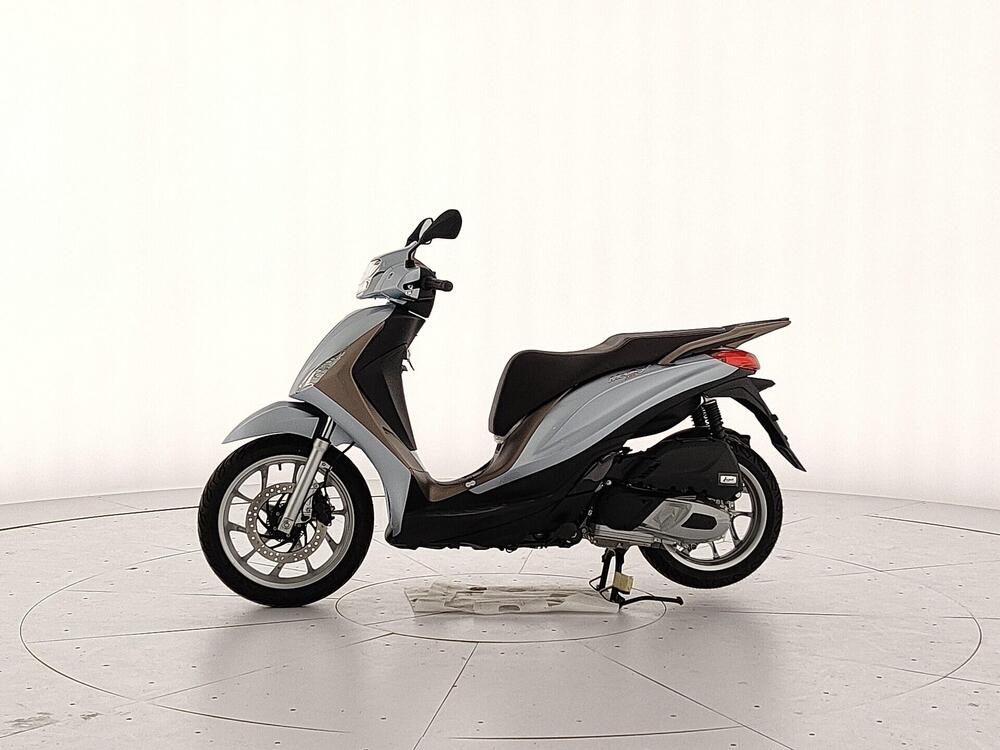 Piaggio 1 Active (2022 - 26) (2)