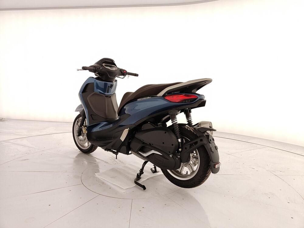 Piaggio 1 Active (2022 - 26) (4)