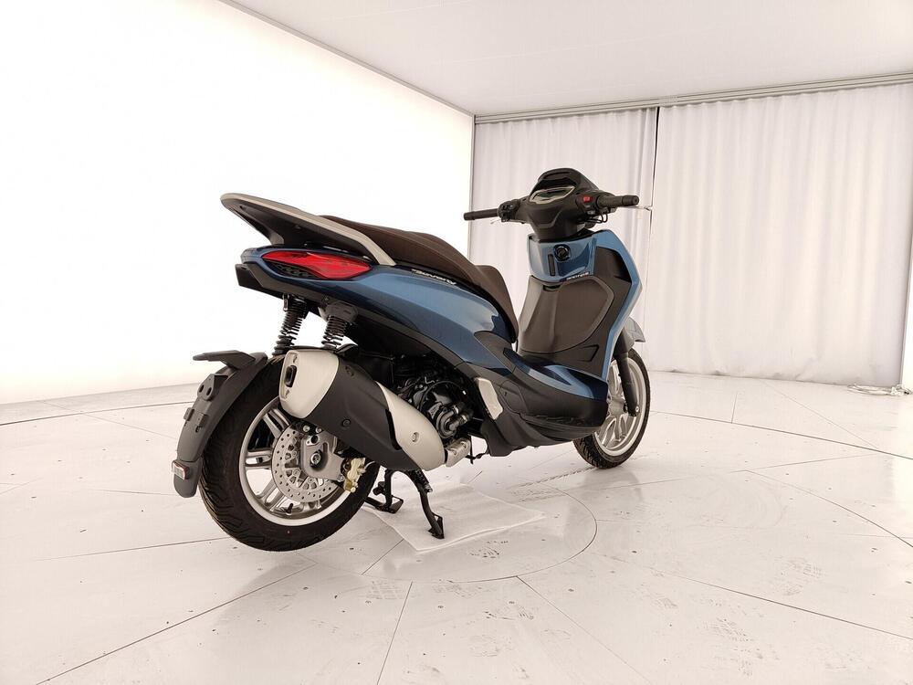 Piaggio 1 Active (2022 - 26) (5)