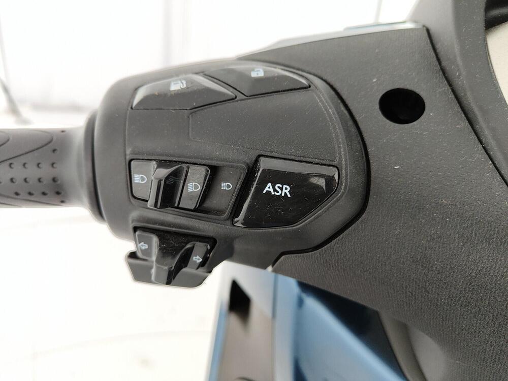 Piaggio 1 Active (2022 - 26) (14)