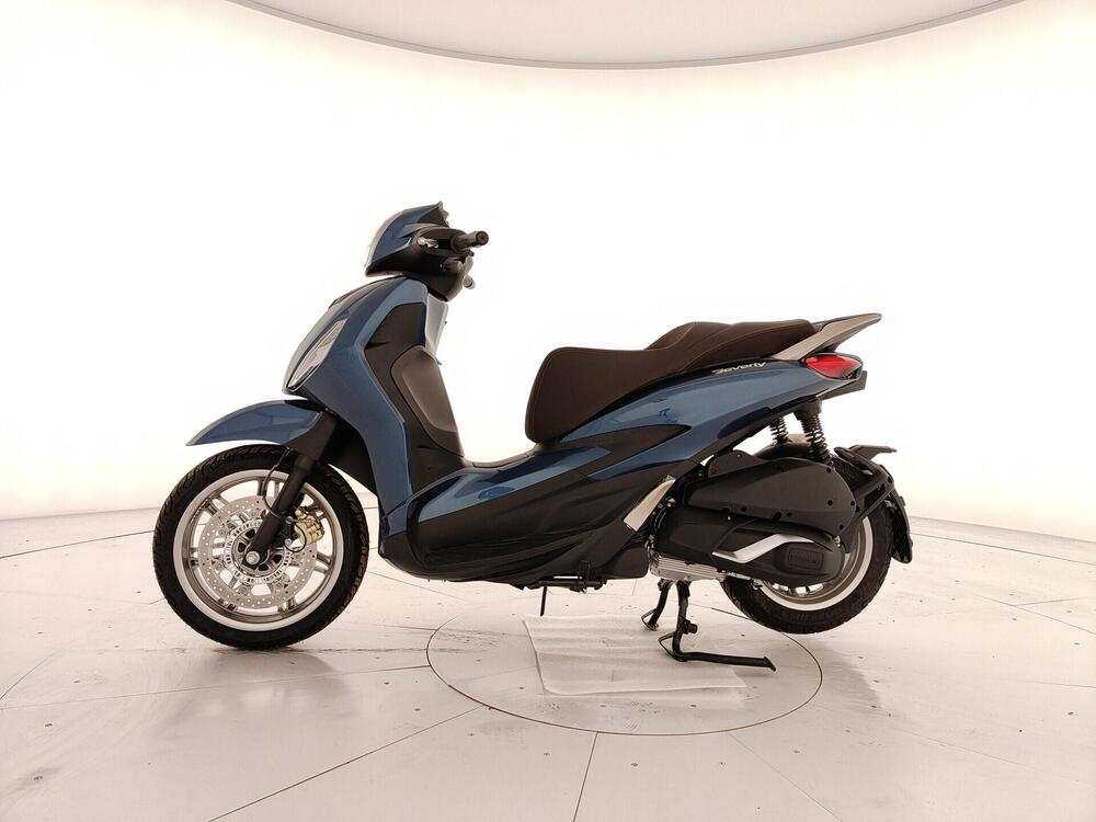 Piaggio 1 Active (2022 - 26) (3)