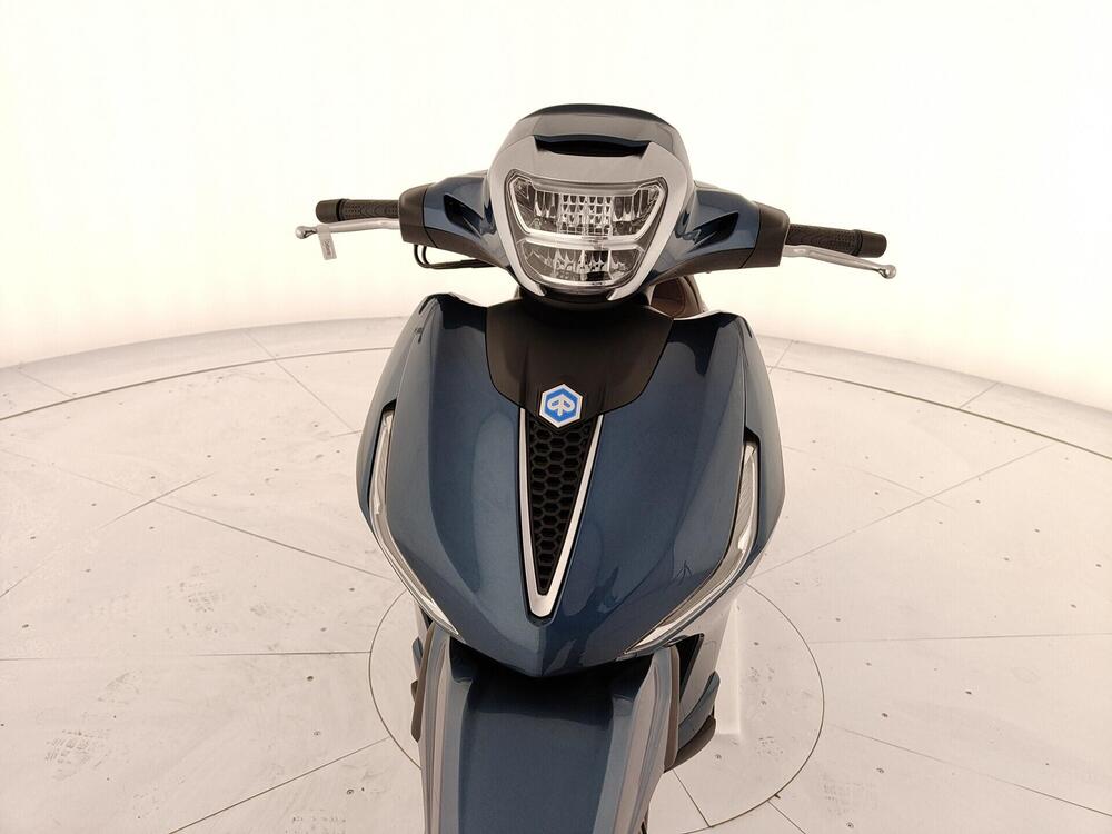 Piaggio 1 Active (2022 - 26) (9)