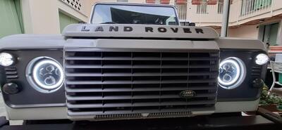 Land Rover Defender 110 2.2 TD4 Station Wagon SE N1 del 2012 usata a Cassine